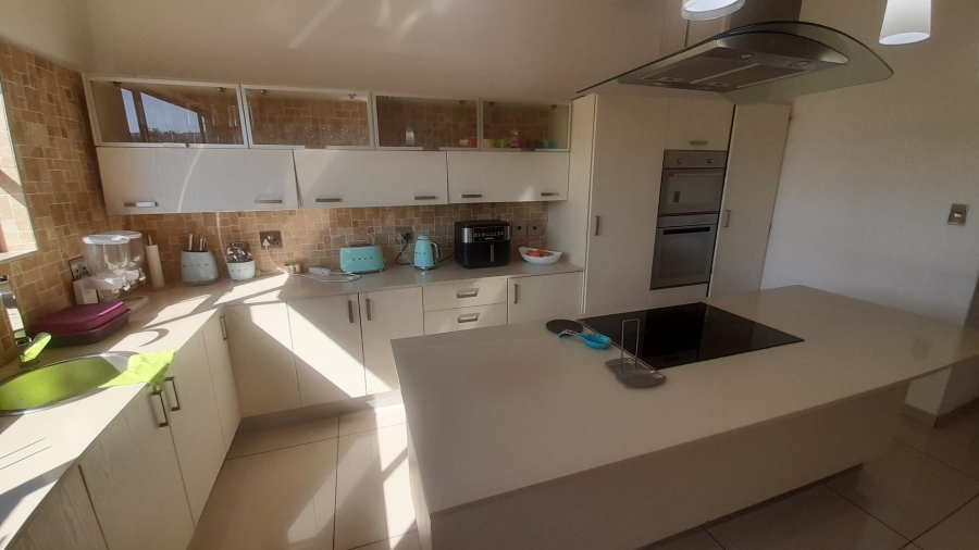 4 Bedroom Property for Sale in Birdwood Estate North West